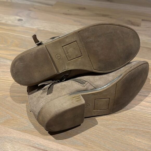 Girls Dolce Vita Tan Zippered Faux Suede Sutton Booties - Picture 4 of 5